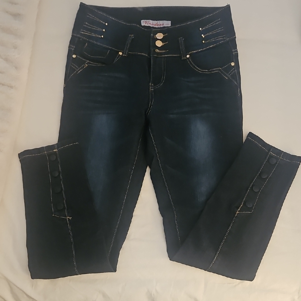 Stylish Black Jeans for Women